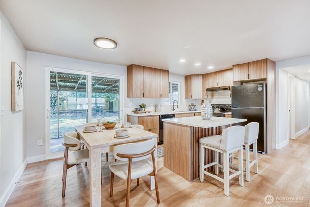 30004 47th Place S, Auburn, WA 98001