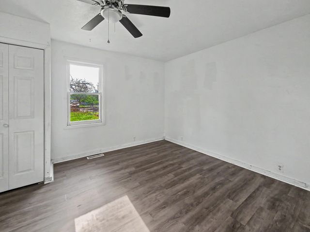 1408 N Forest Avenue, Springfield, MO 65802