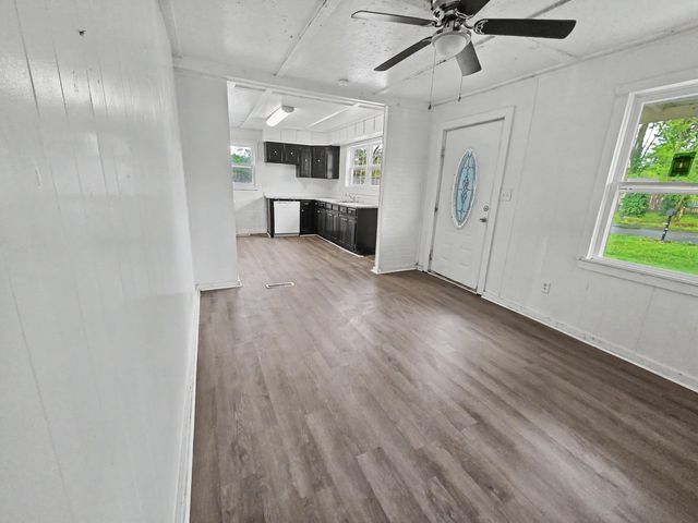 1408 N Forest Avenue, Springfield, MO 65802