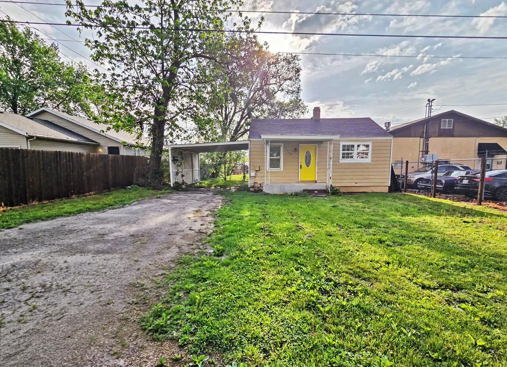 1408 N Forest Avenue, Springfield, MO 65802