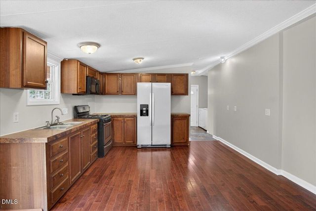 145 Hunter Lane, Henderson, NC 27537