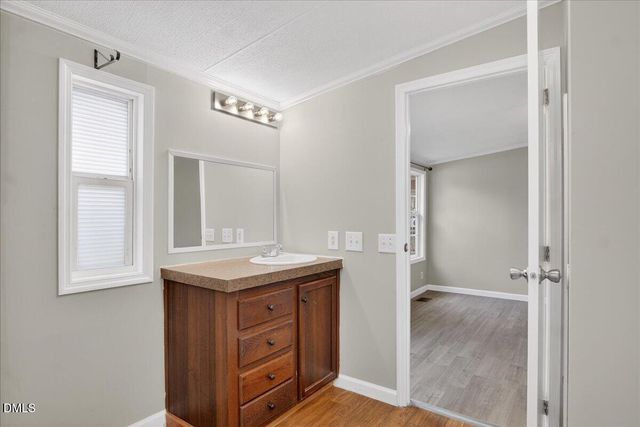 145 Hunter Lane, Henderson, NC 27537