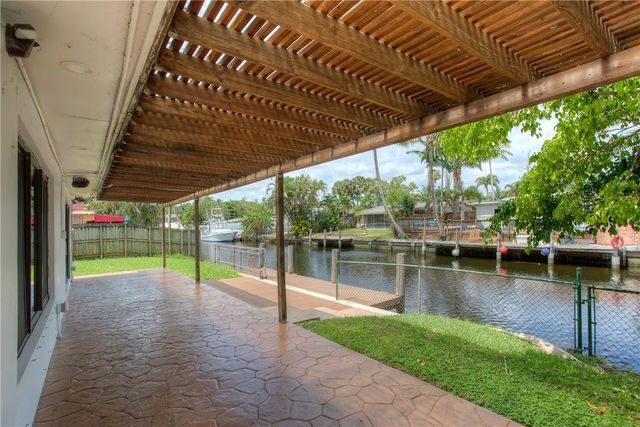 2493 Andros Lane, Fort Lauderdale, FL 33312