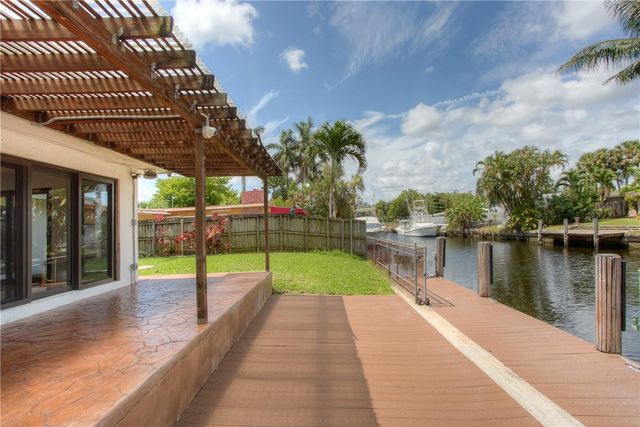 2493 Andros Lane, Fort Lauderdale, FL 33312