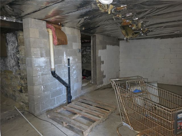 708 Lookout Avenue, Charleroi Boro, PA 15022