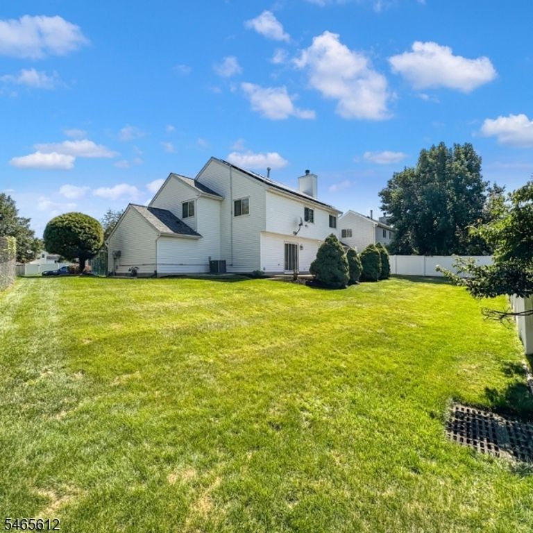 174 Buttonwood Dr, Piscataway Twp., NJ 08854 — photo 4