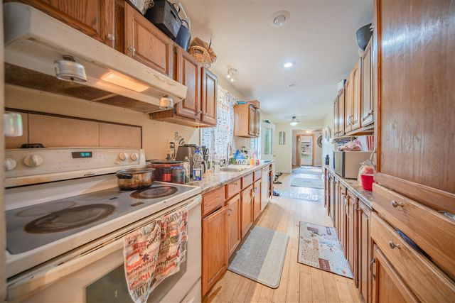 674 Campbell Avenue, Ypsilanti, MI 48198