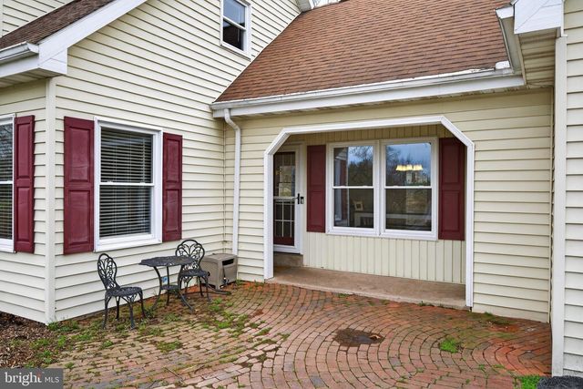289 BUTTONWOOD DR, Elizabethtown, PA 17022