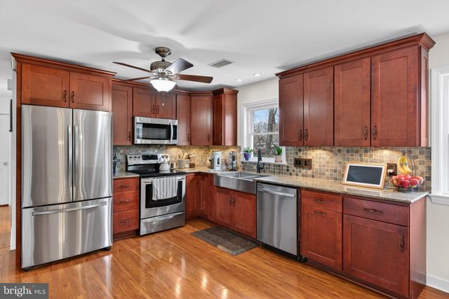 289 BUTTONWOOD DR, Elizabethtown, PA 17022