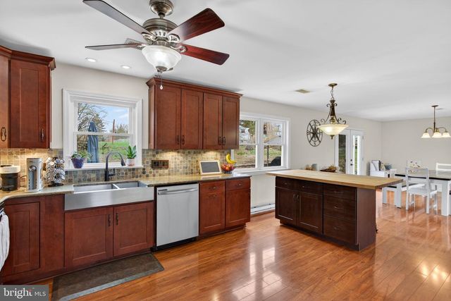 289 BUTTONWOOD DR, Elizabethtown, PA 17022