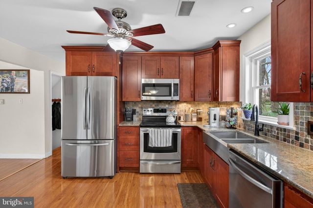 289 BUTTONWOOD DR, Elizabethtown, PA 17022