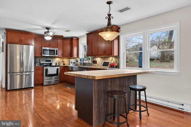 289 BUTTONWOOD DR, Elizabethtown, PA 17022