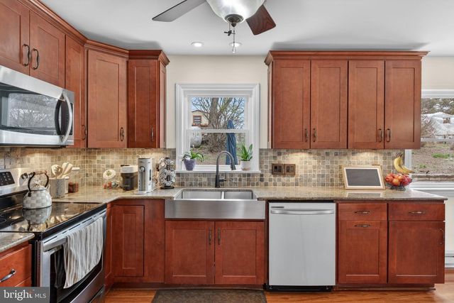 289 BUTTONWOOD DR, Elizabethtown, PA 17022