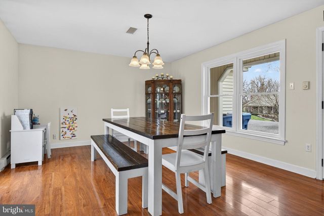 289 BUTTONWOOD DR, Elizabethtown, PA 17022