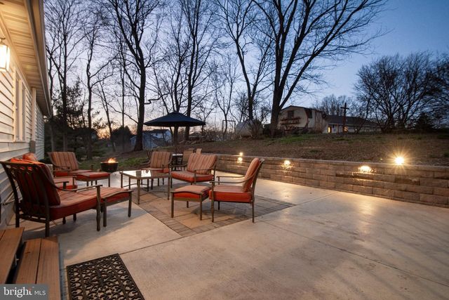 289 BUTTONWOOD DR, Elizabethtown, PA 17022