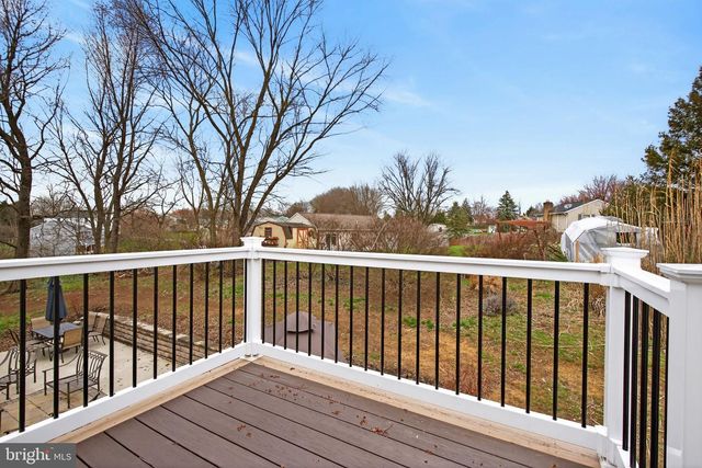 289 BUTTONWOOD DR, Elizabethtown, PA 17022