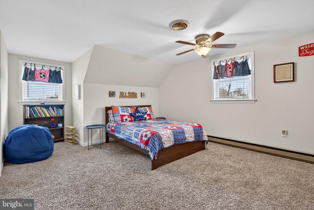 289 BUTTONWOOD DR, Elizabethtown, PA 17022