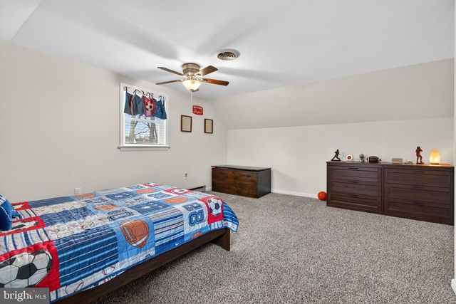 289 BUTTONWOOD DR, Elizabethtown, PA 17022