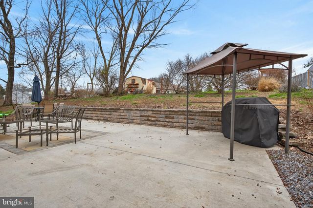 289 BUTTONWOOD DR, Elizabethtown, PA 17022