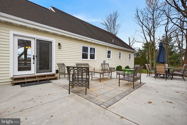 289 BUTTONWOOD DR, Elizabethtown, PA 17022