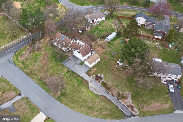 289 BUTTONWOOD DR, Elizabethtown, PA 17022