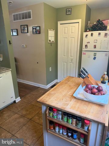 124 COVERED BRIDGE CT, Sewell, NJ 08080