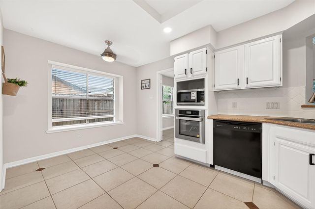 2907 Cotton Stock Drive, Sugar Land, TX 77479
