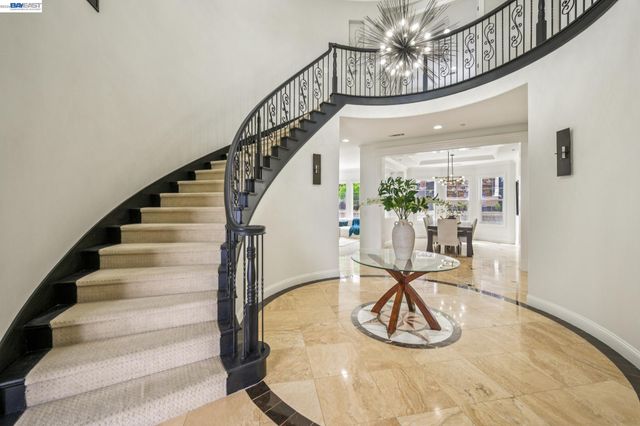 2811 E Sugar Hill Ter, Dublin, CA 94568