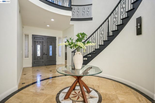 2811 E Sugar Hill Ter, Dublin, CA 94568