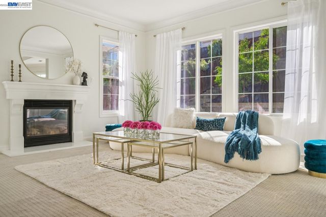 2811 E Sugar Hill Ter, Dublin, CA 94568