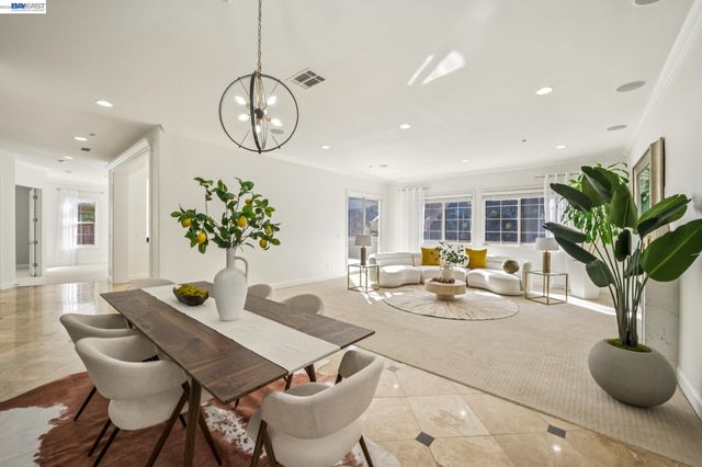 2811 E Sugar Hill Ter, Dublin, CA 94568