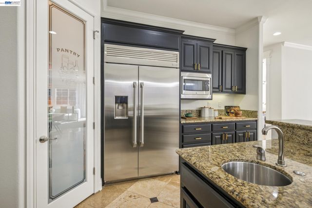 2811 E Sugar Hill Ter, Dublin, CA 94568