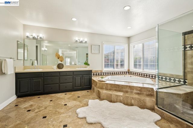 2811 E Sugar Hill Ter, Dublin, CA 94568