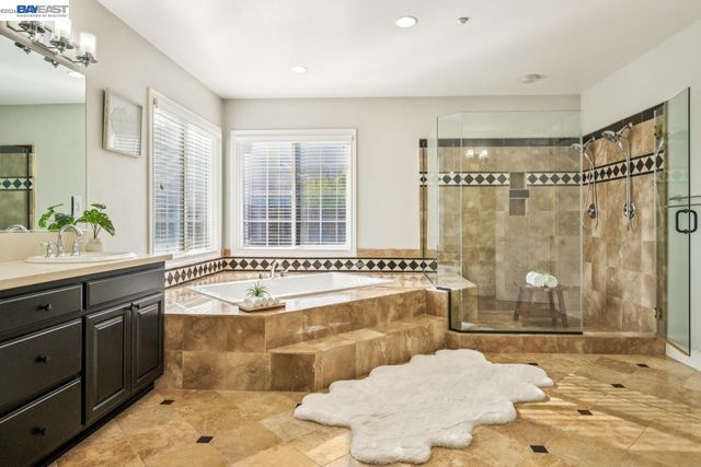2811 E Sugar Hill Ter, Dublin, CA 94568