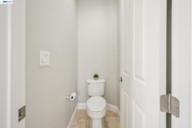 2811 E Sugar Hill Ter, Dublin, CA 94568