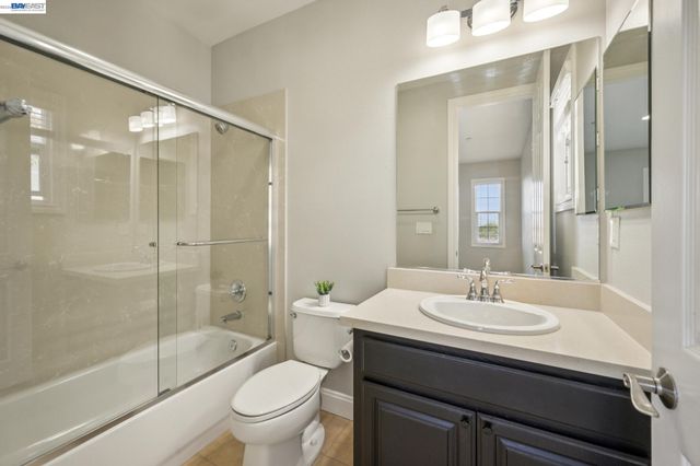 2811 E Sugar Hill Ter, Dublin, CA 94568