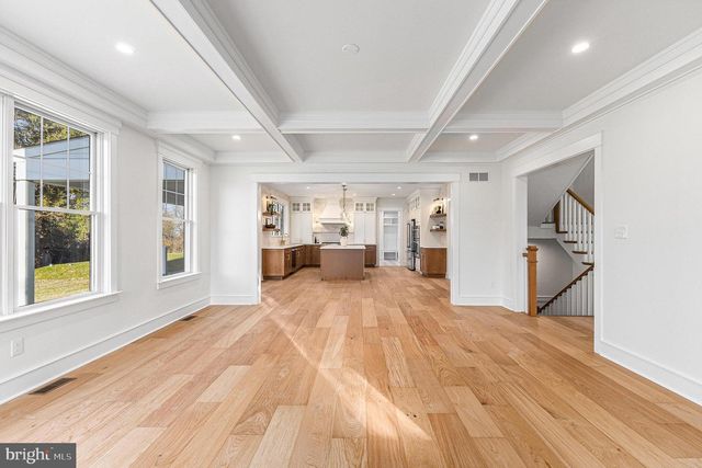 409 W BUTLER PIKE, Ambler, PA 19002