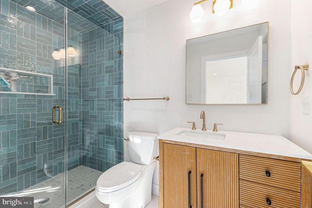 409 W BUTLER PIKE, Ambler, PA 19002