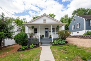 1112 MONTROSE AVE, Charlottesville, VA 22902