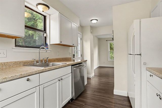 524 Charlotte Avenue, Kalamazoo, MI 49048