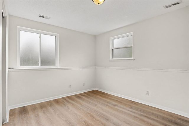 524 Charlotte Avenue, Kalamazoo, MI 49048