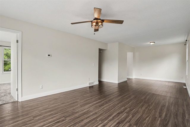 524 Charlotte Avenue, Kalamazoo, MI 49048