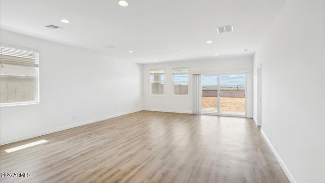 1584 E CURRIER Drive E, Casa Grande, AZ 85122