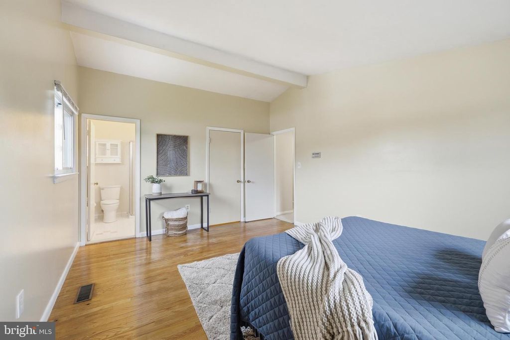 Image 13 of property listing at 7434 PRINCE GEORGE RD, Baltimore, MD 21208