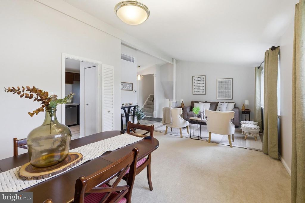 Image 8 of property listing at 7434 PRINCE GEORGE RD, Baltimore, MD 21208
