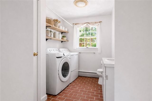 46 North Road, Jamestown, RI 02835