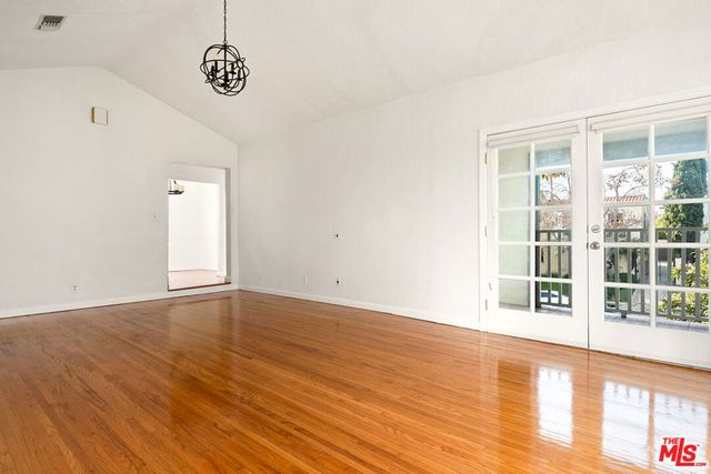 1064 S Hayworth Avenue, Los Angeles, CA 90035