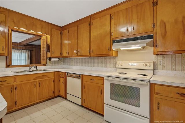 1522 Mintz Avenue, Fayetteville, NC 28303