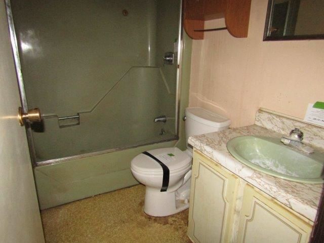 11 Bartlett Road, Derry, NH 03038