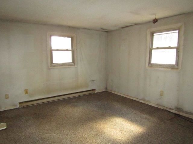 11 Bartlett Road, Derry, NH 03038